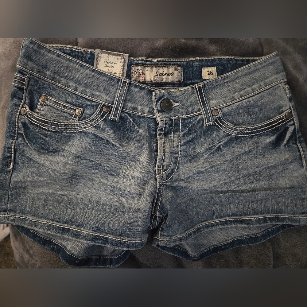 NWT BKE Jean shorts mid rise